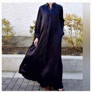 TWP Jenny's Gown 100% Silk Midnight Blue Shirt Gown Maxi Dress Long sleeve
Med
